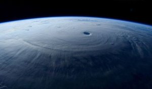 super_typhoon_06.jpg super_typhoon_06.jpg