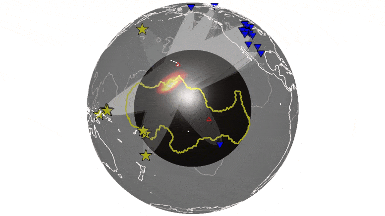 Rotating-Earth-Seismograms.gif